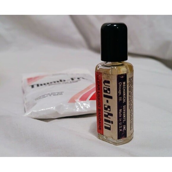 Vintage Bowling Thumb and Finger Release Powder - Liquid Bandage Bottle - Picture 2 of 9